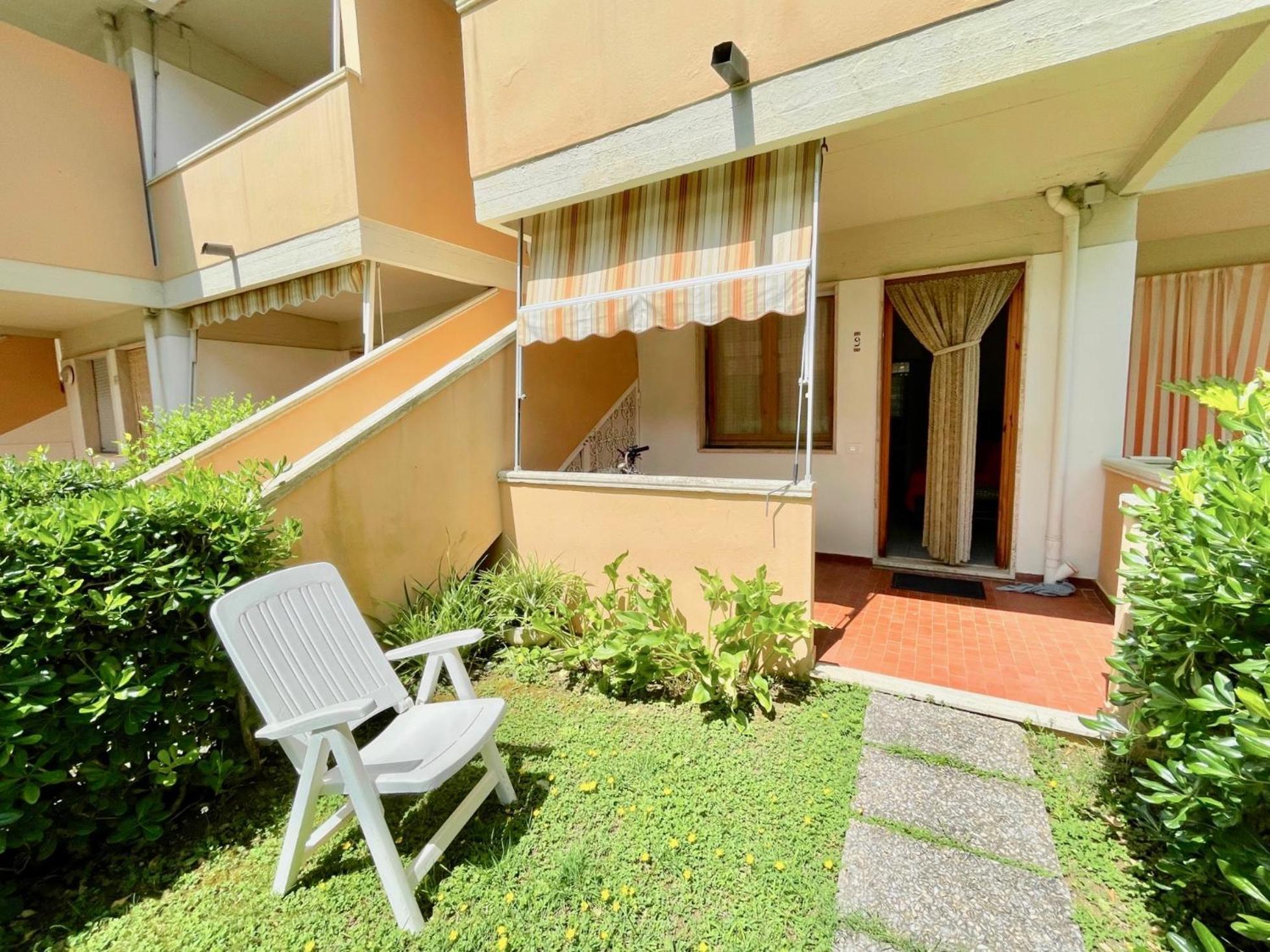 Appartamenti Via Dei Cipressi Marina Di Bibbona Eksteriør bilde